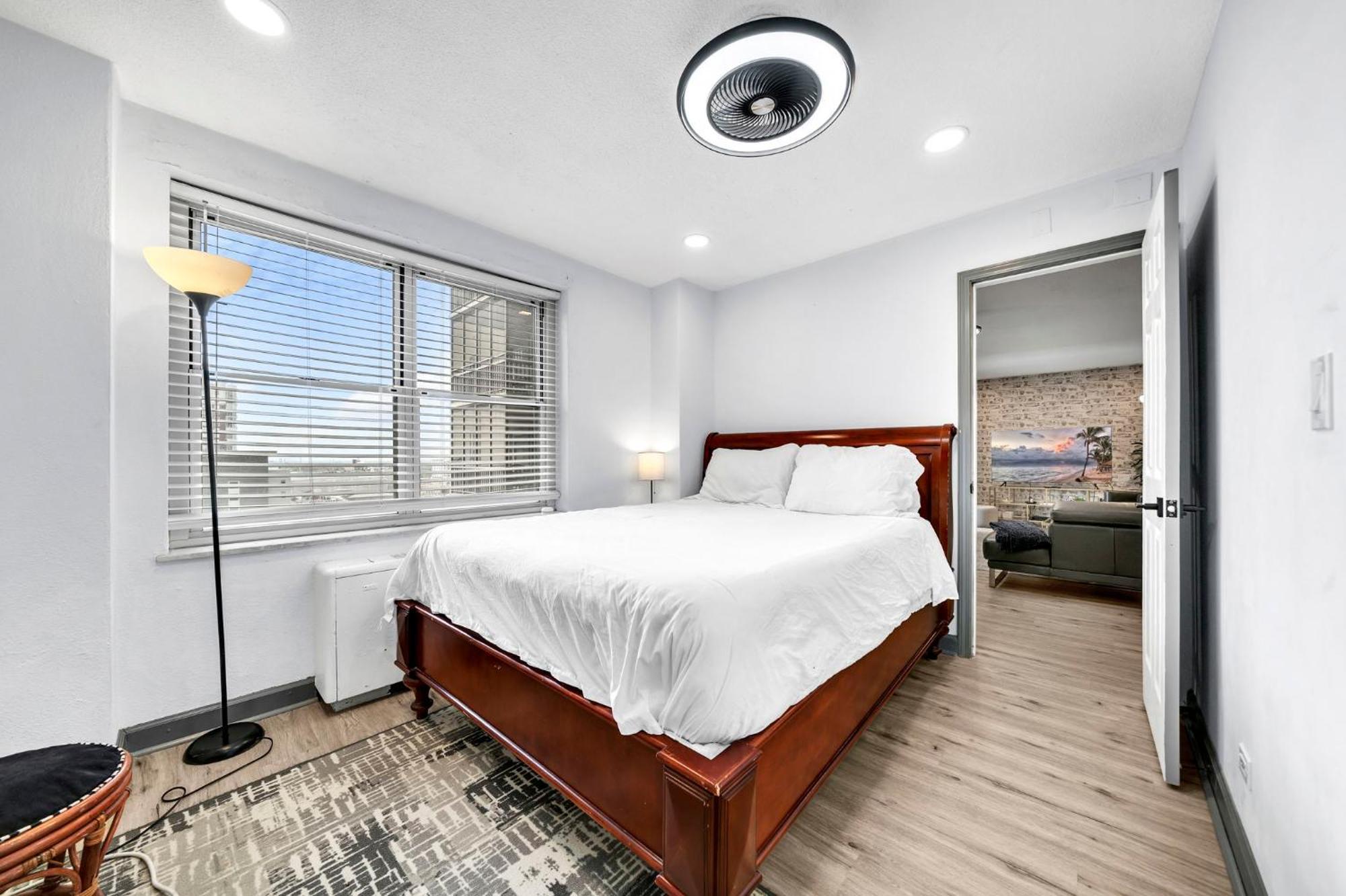 P8G Remodel 2Br/2Ba Downtown Atl-Parking & Balcony Apartment Atlanta Ngoại thất bức ảnh